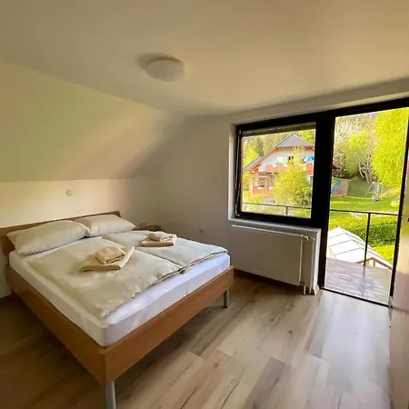 Apartment Two Bedroom With Balcony And Mountain View Preddvor