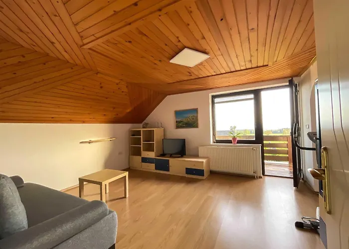 Two Bedroom With Balcony And Mountain View Апартаменты