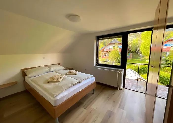 Апартаменты Two Bedroom With Balcony And Mountain View Преддвор